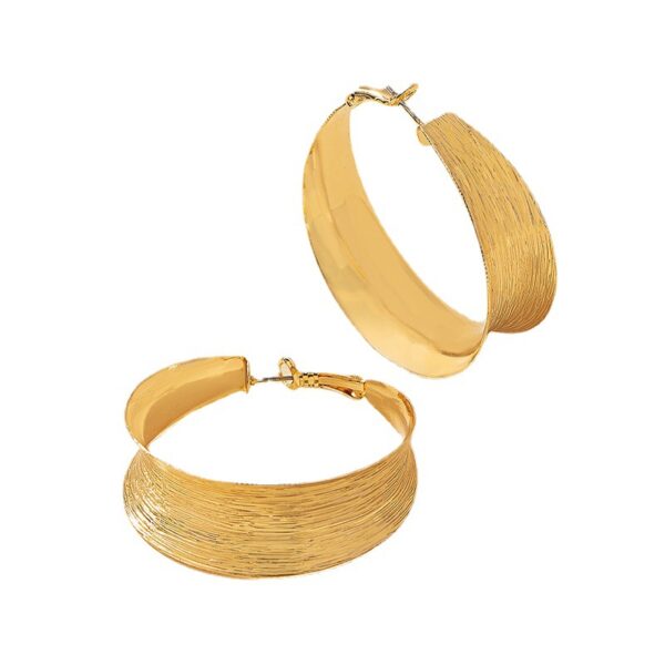 Fashion Creative Big Circle Earrings Women - Image 2